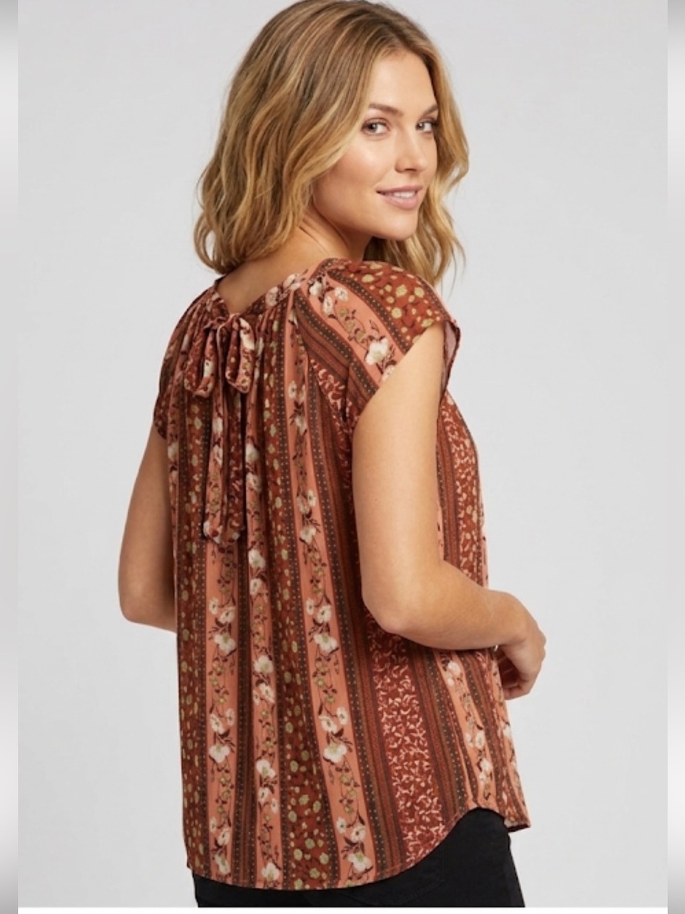 LC Lauren Conrad Boho Floral top